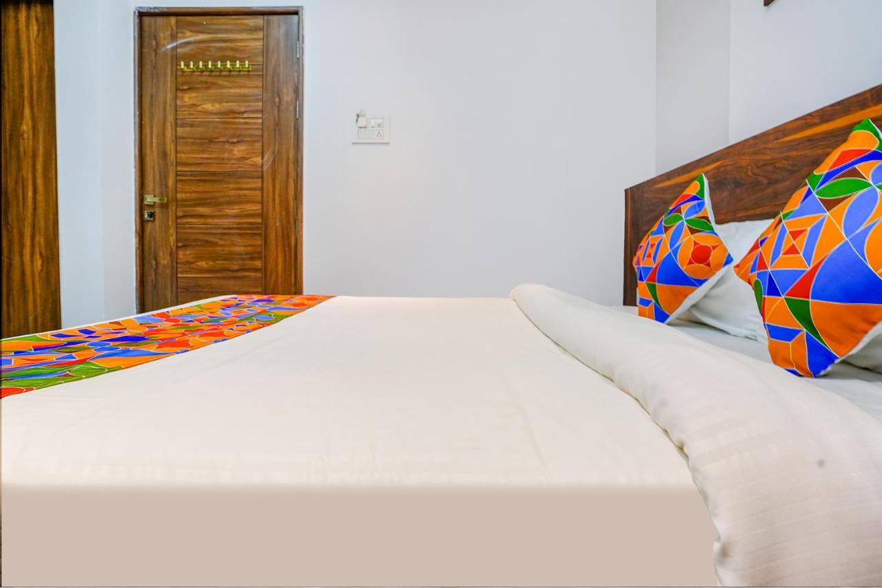 Fabhotel Crystal Inn - Nr Suvarndeep Chowk Pimpri-Chinchwad Exterior foto