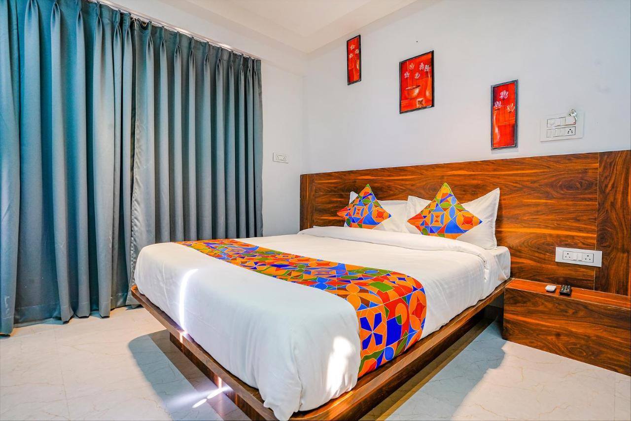 Fabhotel Crystal Inn - Nr Suvarndeep Chowk Pimpri-Chinchwad Exterior foto